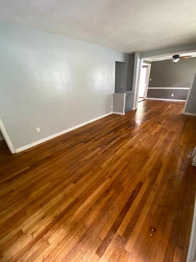 2261 Capehart Cir NE in Atlanta, GA - Foto de edificio - Building Photo