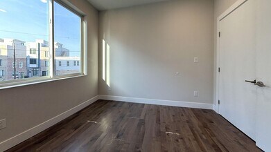 1631 Point Breeze Ave in Philadelphia, PA - Foto de edificio - Building Photo