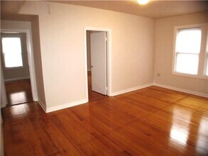 690 Elm St in Woonsocket, RI - Building Photo - Building Photo