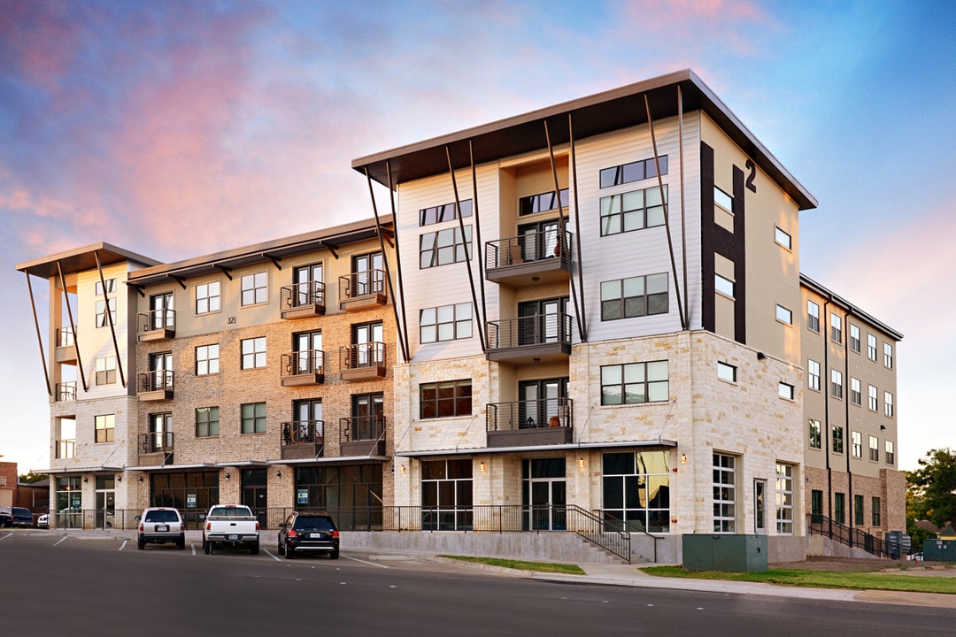 H Squared in Denton, TX - Building Photo