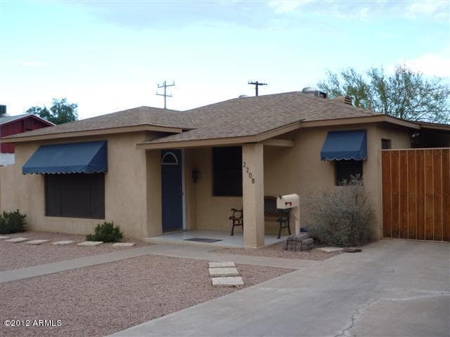 property at 2208 E Indianola Ave