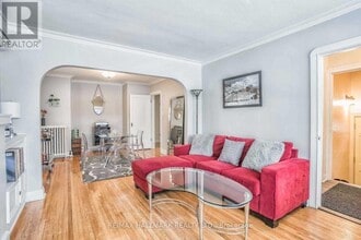 18 Roblin Ave in Toronto, ON - Building Photo - Building Photo