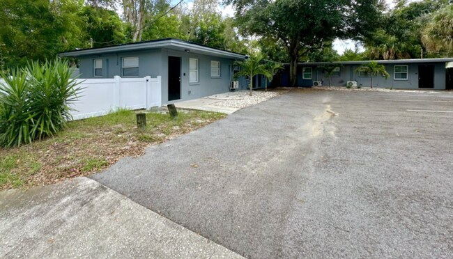 115 Cleveland Ave SW in Largo, FL - Building Photo - Building Photo