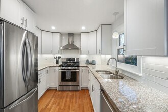 14 Michael Way in Cambridge, MA - Building Photo - Building Photo