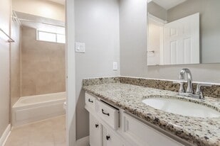 20003 Atasca Villas Dr in Humble, TX - Building Photo