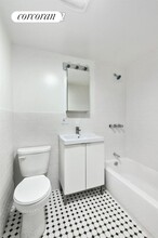 30 Horatio St in New York, NY - Building Photo - Building Photo