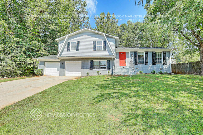 property at 4040 Lehigh Blvd