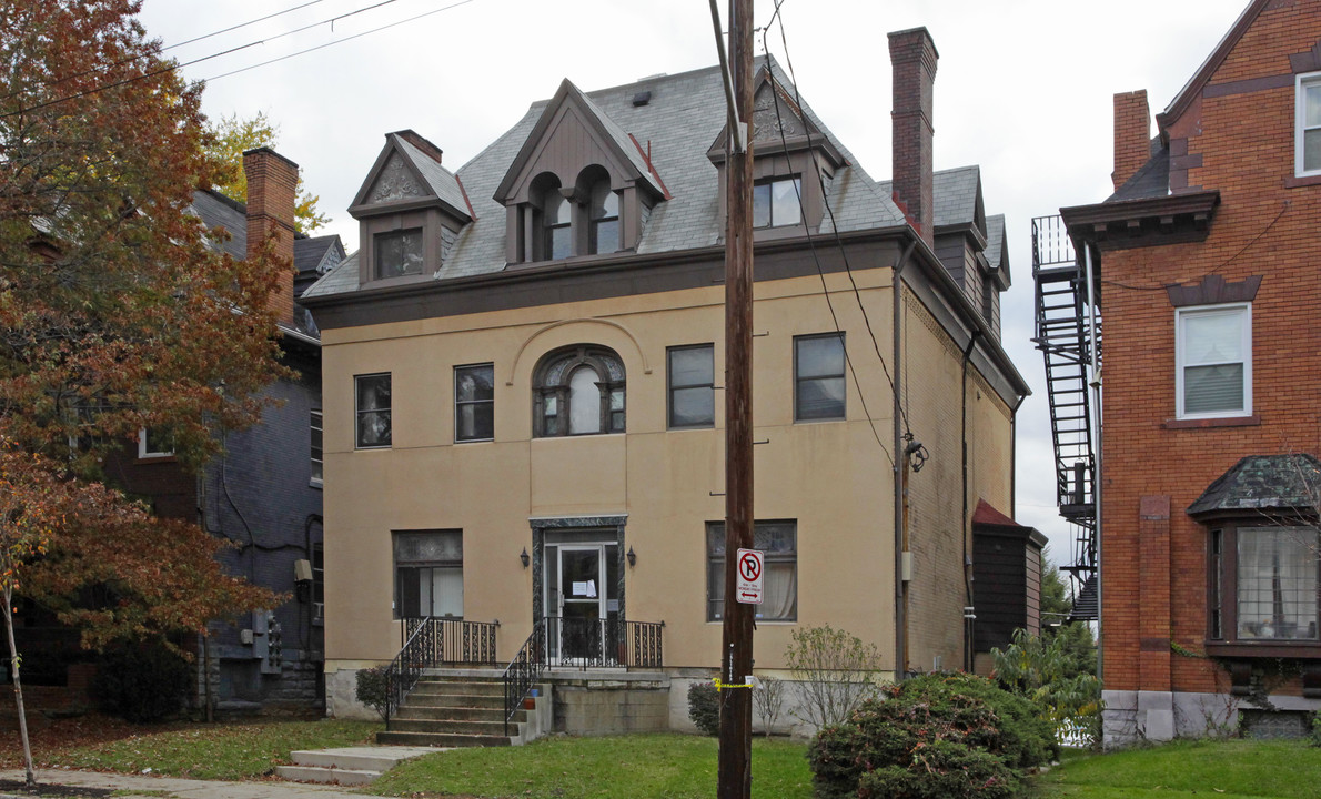 355 S Negley Ave in Pittsburgh, PA - Building Photo