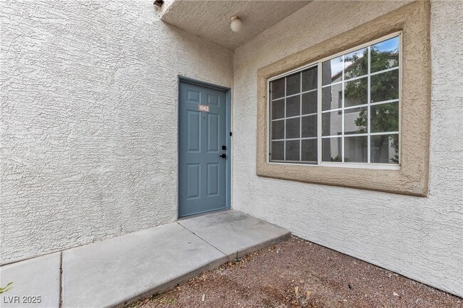 3318 N Decatur Blvd in Las Vegas, NV - Building Photo - Building Photo