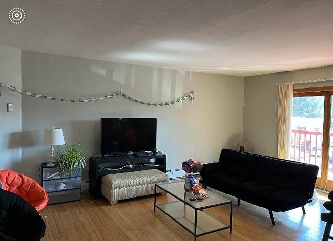 700 Old Lane Rd in Vestal, NY - Building Photo - Building Photo