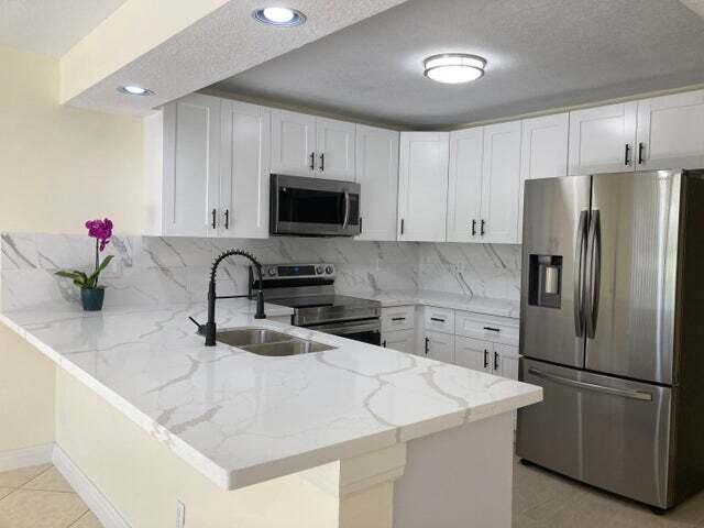 8069 Boca Rio Dr