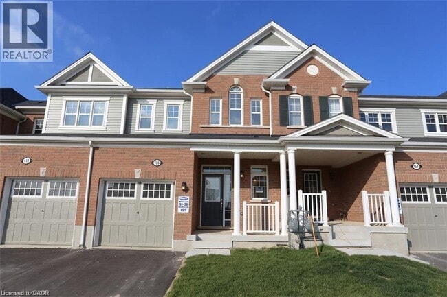 property at 155 W Oak Trl