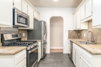 2275 Broadway in San Francisco, CA - Building Photo - Building Photo