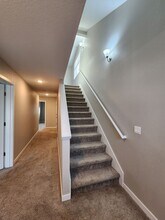 550 S Columbia St in Newberg, OR - Building Photo - Building Photo