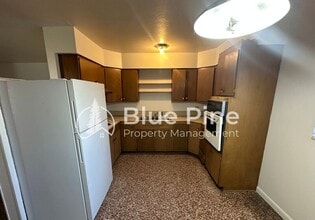 360 S Ridge Ave in Idaho Falls, ID - Building Photo - Building Photo