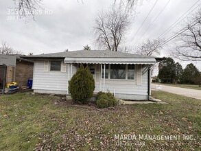 3596 Bliss Rd in Windsor, ON - Building Photo - Building Photo