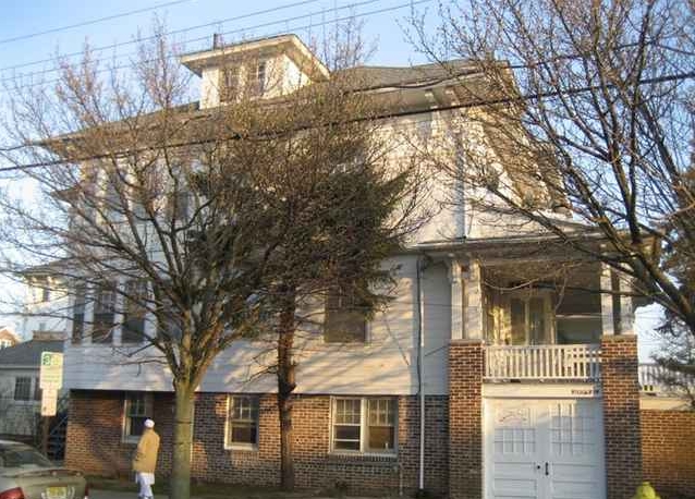 1 S Delancy Pl in Atlantic City, NJ - Foto de edificio