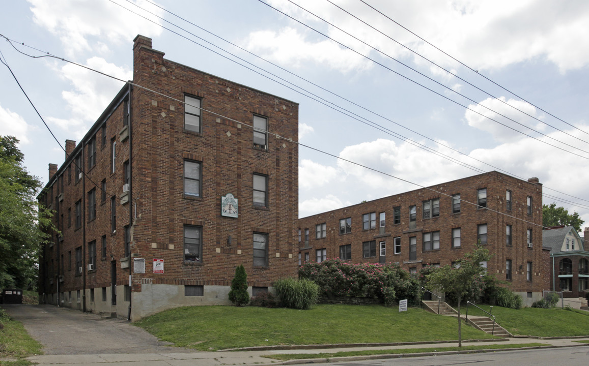 Greenwood Apartments in Cincinnati, OH - Foto de edificio