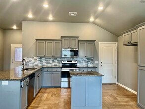 5021 Olivia Ln in Wichita Falls, TX - Building Photo - Building Photo