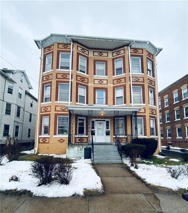 150 Gold St in New Britain, CT - Building Photo