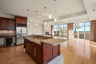 1313 N Franklin Pl in Milwaukee, WI - Building Photo - Building Photo