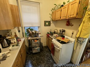24 Queensberry St in Boston, MA - Building Photo - Building Photo