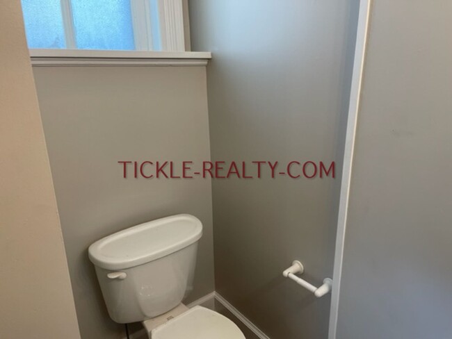 property at 220 Oxford St