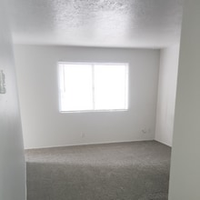 516 Lewis Ave SE in Albuquerque, NM - Foto de edificio - Building Photo