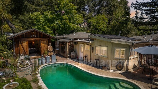 8011 Hwy 9 in Ben Lomond, CA - Building Photo - Building Photo