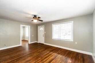 2310 15th St in Lubbock, TX - Building Photo - Building Photo