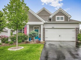 4745 Copper Cir in Woodbury, MN - Building Photo