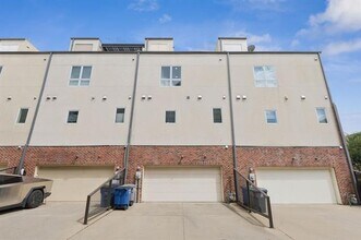 3003 State St in Dallas, TX - Building Photo - Building Photo