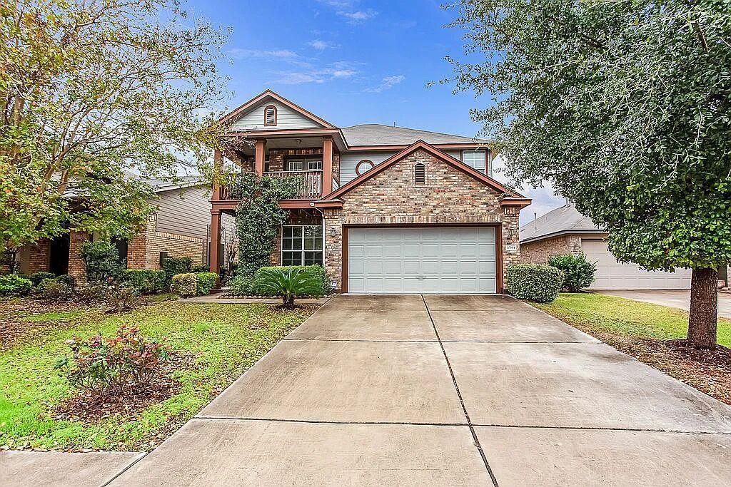 10644 Royal Tara Cove in Austin, TX - Building Photo