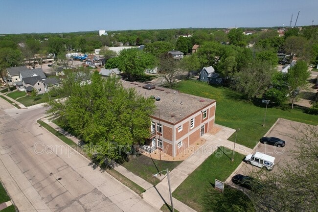 property at 207 E 4th St