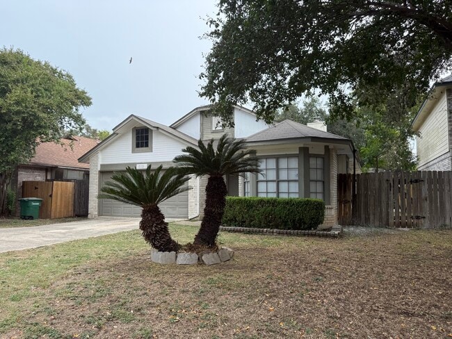 7170 Valley Trails in San Antonio, TX - Building Photo - Building Photo