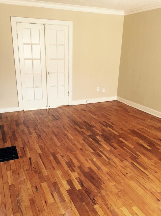 1112 W 45th St-Unit -1 in Kansas City, MO - Building Photo - Building Photo