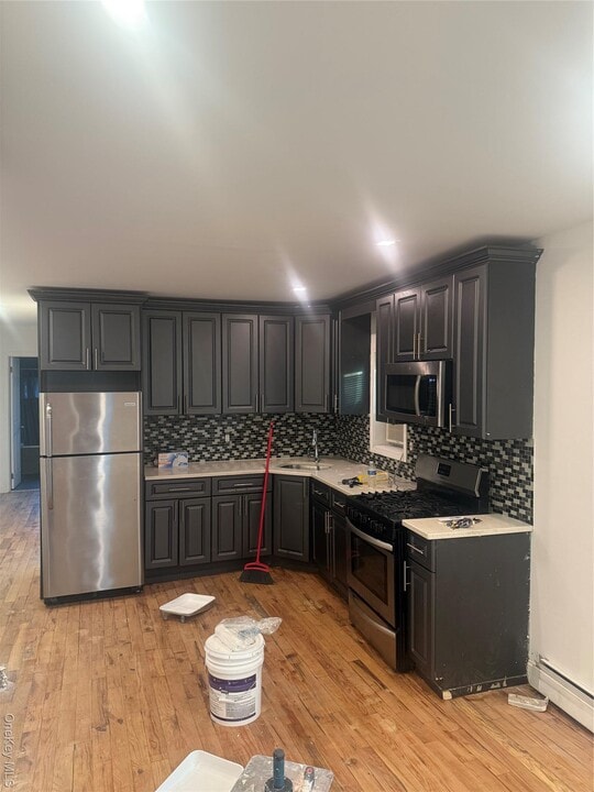 28 Clinton Ave in Inwood, NY - Building Photo