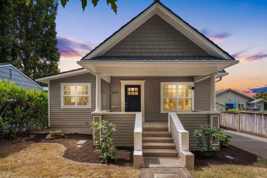 6507 41st Ave SW in Seattle, WA - Building Photo
