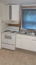 129 Cedar St in Kingston, NY - Building Photo - Building Photo