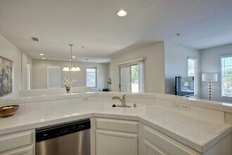 33657 Emerson Way in Temecula, CA - Building Photo - Building Photo