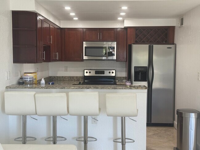 2900 NE 30th St, Unit 3f in Fort Lauderdale, FL - Building Photo - Building Photo