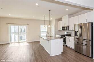 4806 Spruce Rd in Gibsonia, PA - Building Photo - Building Photo