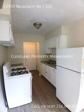 15959 Nelacrest Rd in East Cleveland, OH - Building Photo - Building Photo