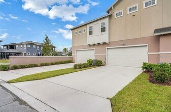 13851 Schrock Ave in Orlando, FL - Building Photo - Building Photo