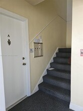 5660 SW 78th St in Miami, FL - Building Photo - Building Photo