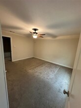 11514 Perry Rd in Houston, TX - Building Photo - Building Photo