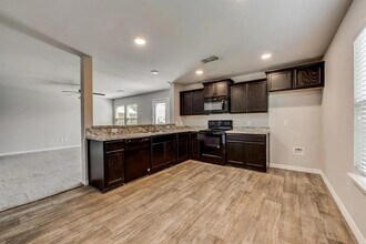 1336 Glen Garden Dr in Fort Worth, TX - Building Photo - Building Photo