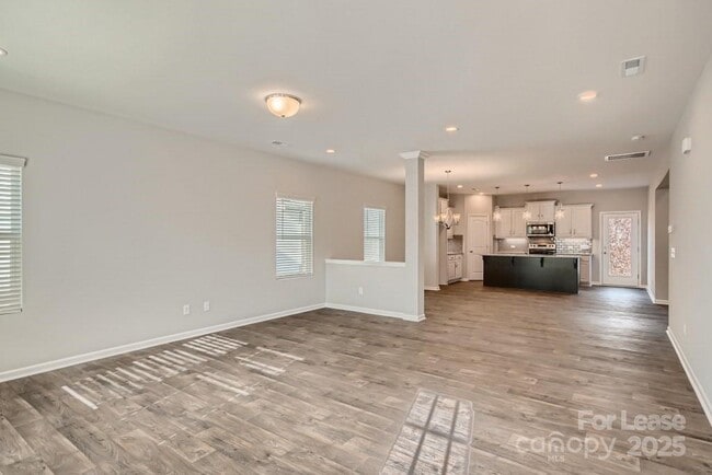 170 Fairfield Dr in Troutman, NC - Building Photo - Building Photo