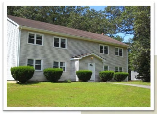 Clubhouse in Storrs Mansfield, CT - Foto de edificio - Building Photo