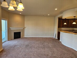 388 Market St NE in Salem, OR - Building Photo - Building Photo